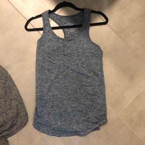 Oiselle tank like new in heathered blue